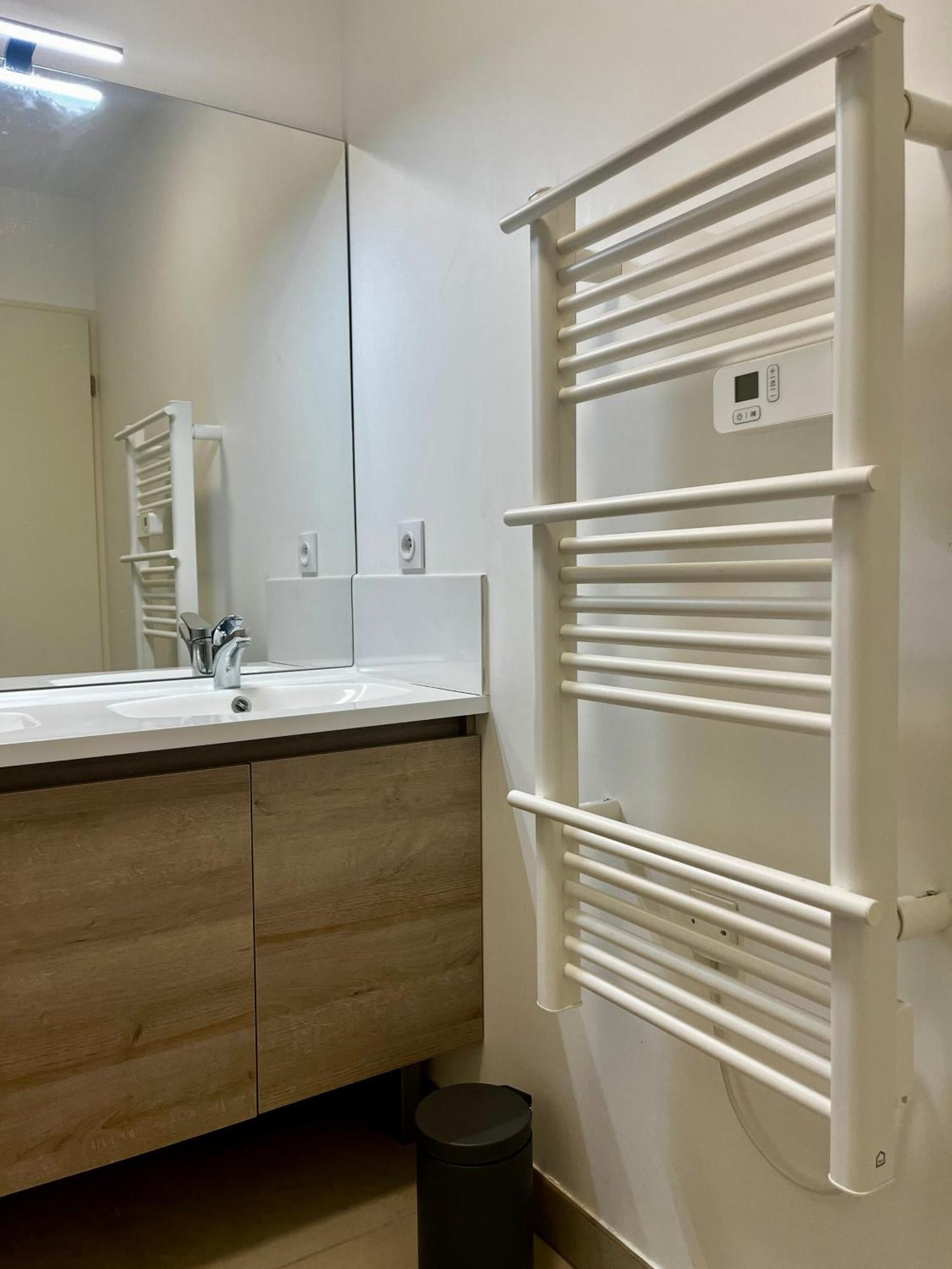 Duplex Piscine 3 Chambres Et Clim Proche Plages Вилньов-ле-Магелон Екстериор снимка